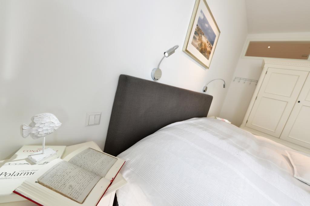 Ferienwohnung Silbermoewe ซาสนิทซ์ ภายนอก รูปภาพ